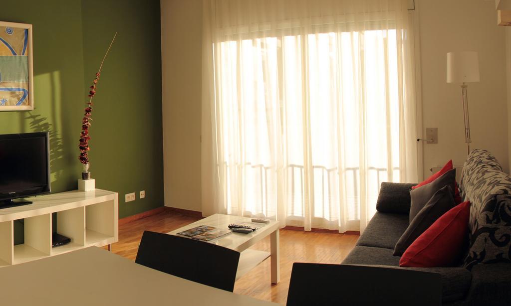 ברצלונה Alguera Apartments Napols חדר תמונה